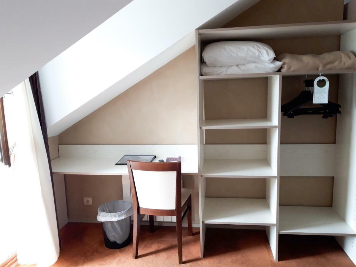 Hotel Alicia Auray Le Bono Ngoại thất bức ảnh